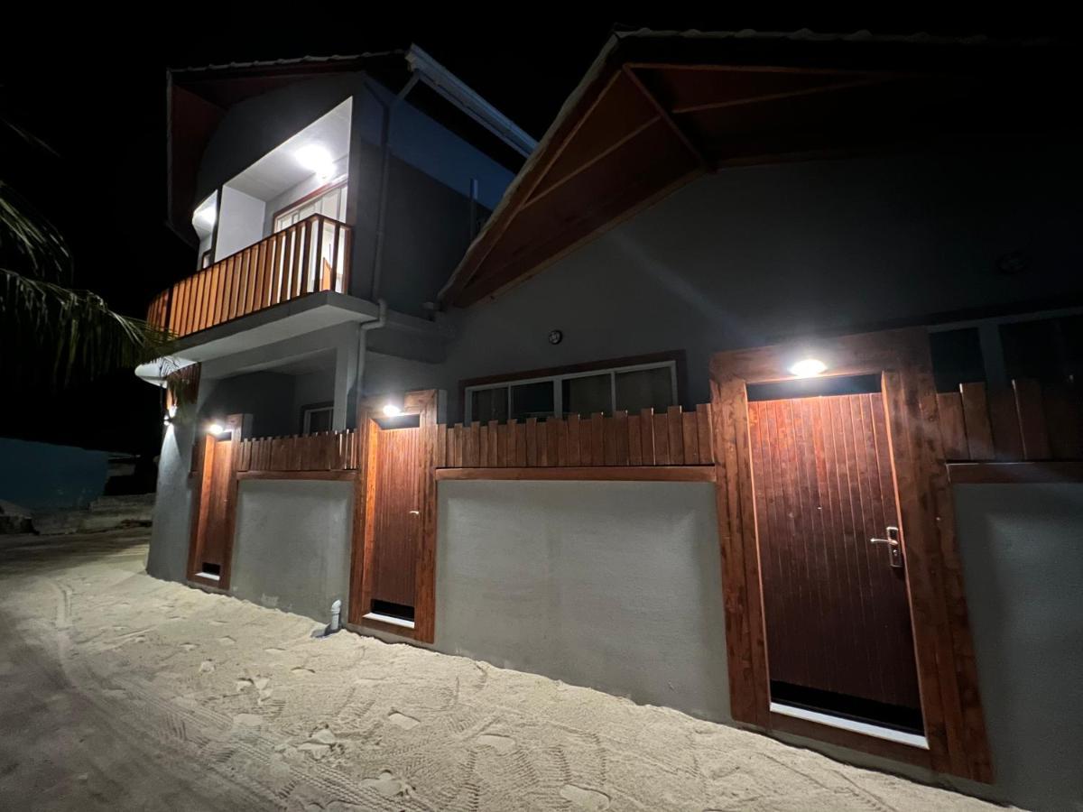Готель Finolhu Dhigurah Дігура Екстер'єр фото